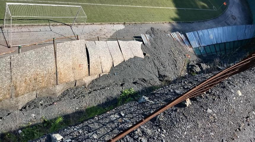 Sağanak yağış fırtına amat&ouml;r spor kul&uuml;plerini de etkiledi