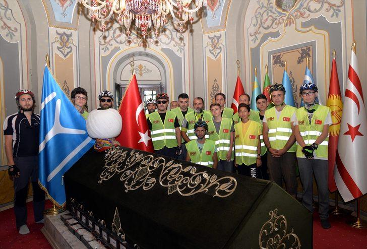 İHH gönüllülerinin Söğüt'ten Domaniç'e bisiklet turu G2