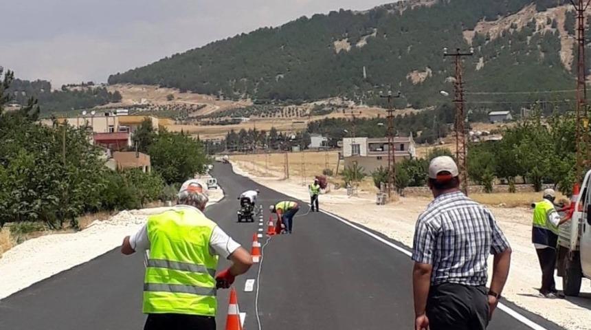 Petrol Caddesinde asfaltı tamamlanan kısım trafiğe a&ccedil;ıldı