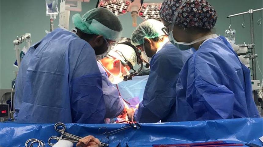 Seçim gününde kalp nakli