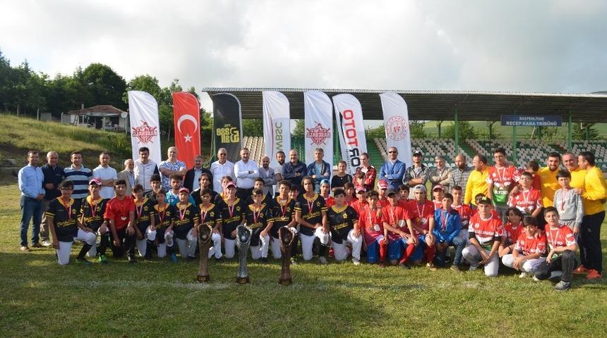 &Ccedil;arşamba Belediyesi şampiyon