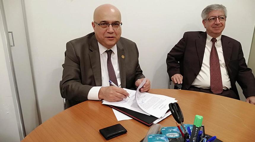 İstanbul İl Se&ccedil;im Kurulu Başkanı hakim Ziya B&uuml;lent &Ouml;ner kalp krizi ge&ccedil;irdi