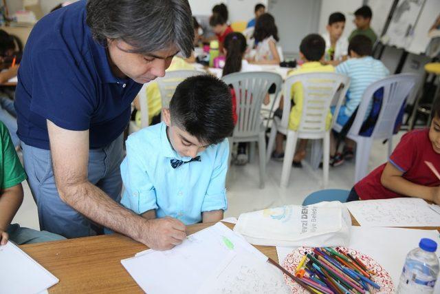 Çocuklar, Haliliye Belediyesi ile resim yapmayı öğreniyor