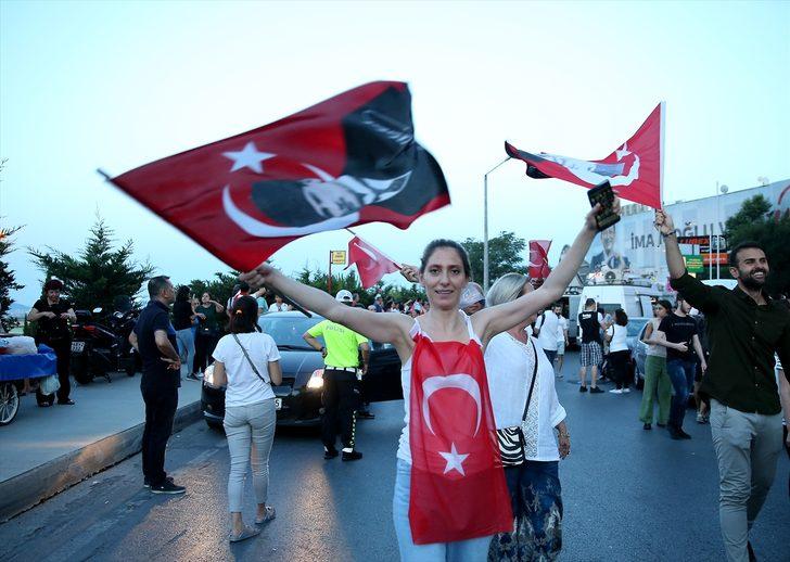 İstanbul'da büyük coşku! Seçim kutlamaları böyle görüntülendi G5