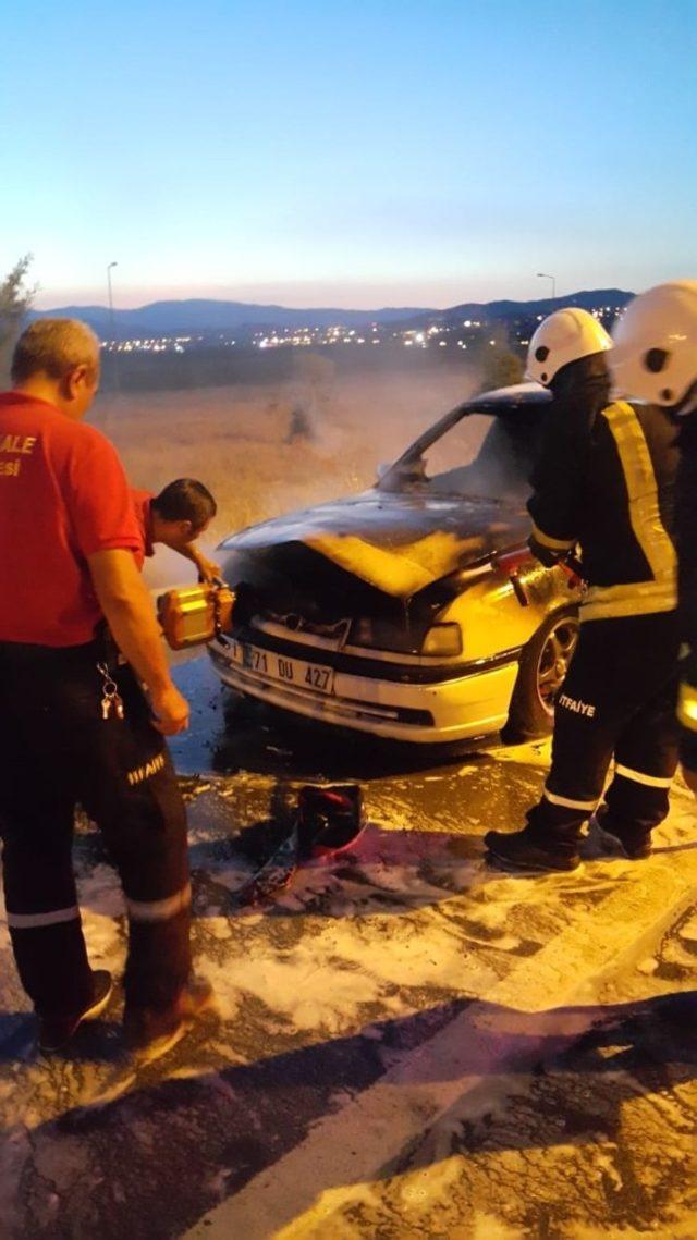 Kırıkkale’de otomobil alev alev yandı