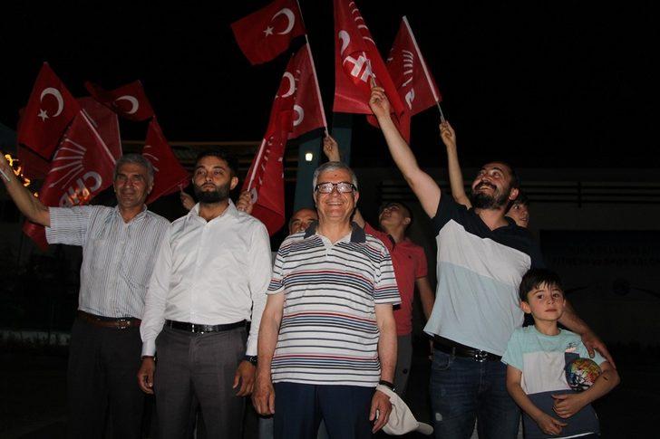 Kula CHP’den İstanbul için coşkulu kutlama G3