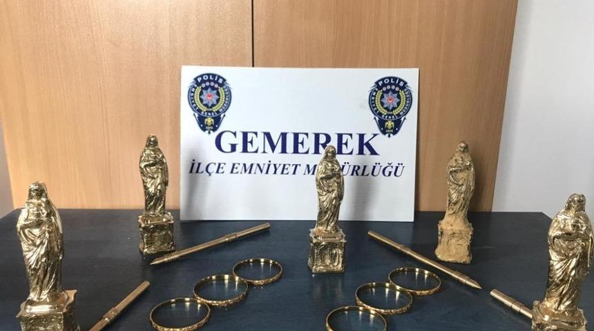 Sahte tarihi eserlerle yakalandılar