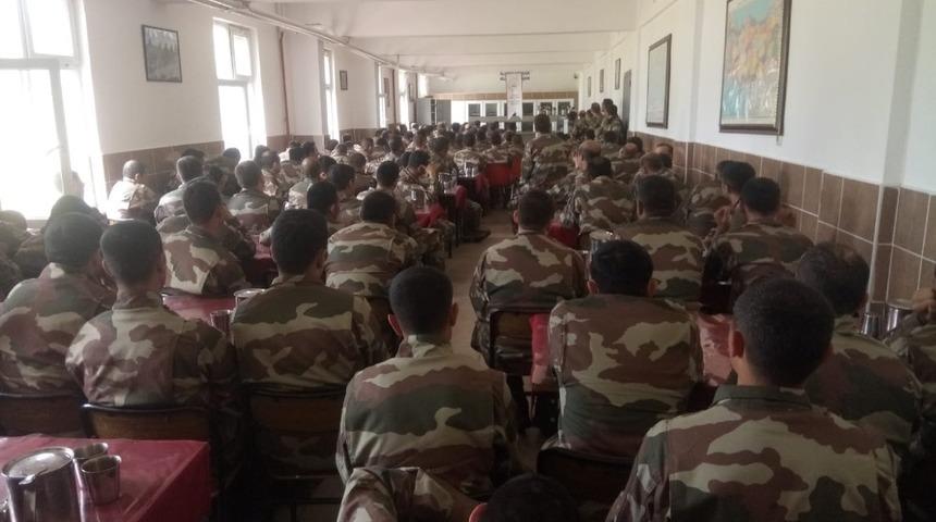 Askeri personele &lsquo;Kadına Y&ouml;nelik Şiddetle M&uuml;cadele&rsquo; semineri d&uuml;zenlendi