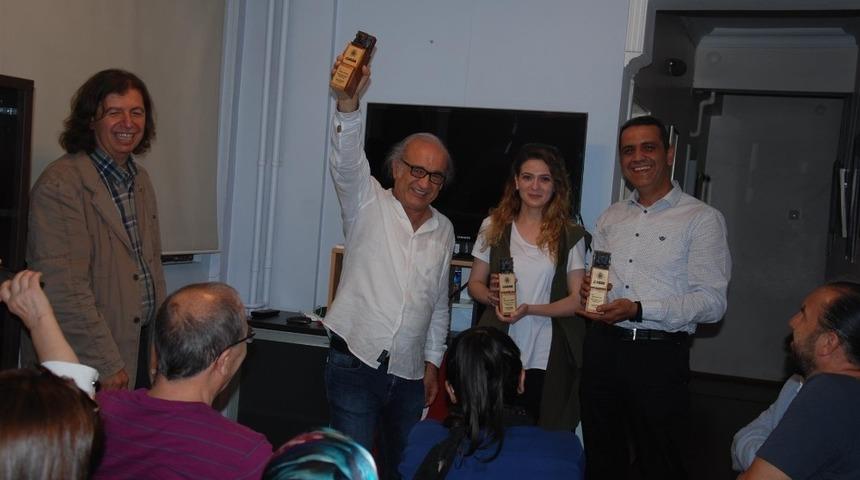 Haluk Uygur, Konya&rsquo;da fotoğraf sergisi a&ccedil;tı seminer verdi