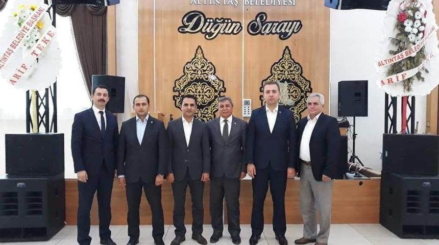 İki il&ccedil;e protokol&uuml; Cumhuriyet savcısının veda yemeğinde bir araya geldi