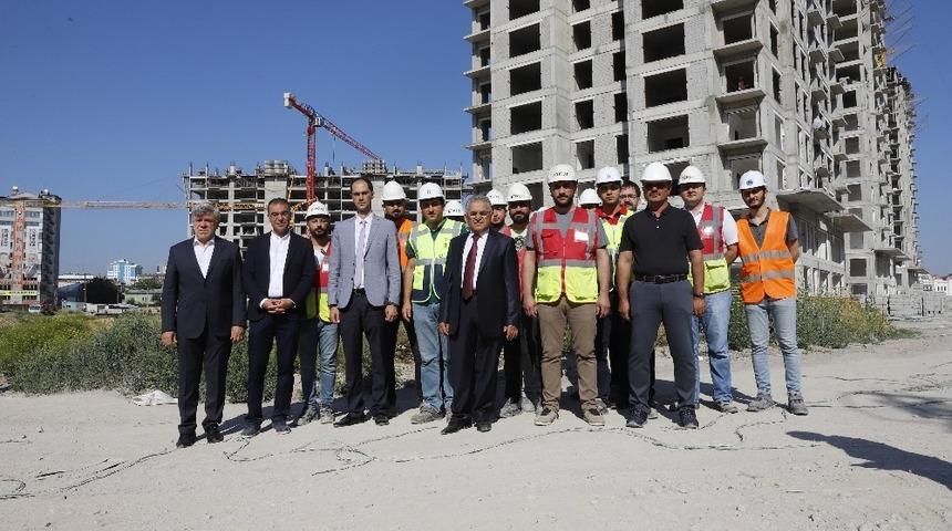 Başkan B&uuml;y&uuml;kkılı&ccedil;, "Kentsel D&ouml;n&uuml;ş&uuml;mde Hızlı İlerliyoruz"