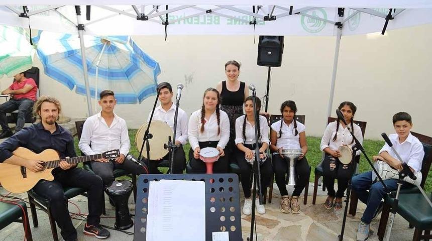 Ritimlerini sergilediler