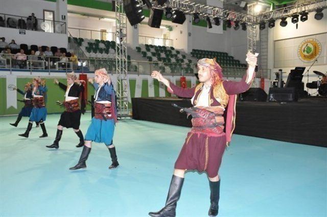 Kütahya Ferace Halk Oyunları Topluluğu Ankara’da