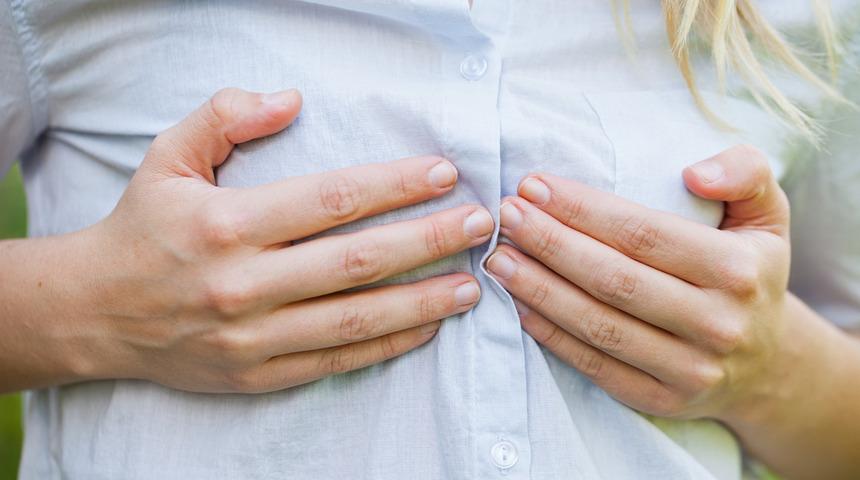 Göğüs problemi kadınlarda psikolojiyi etkiliyor 