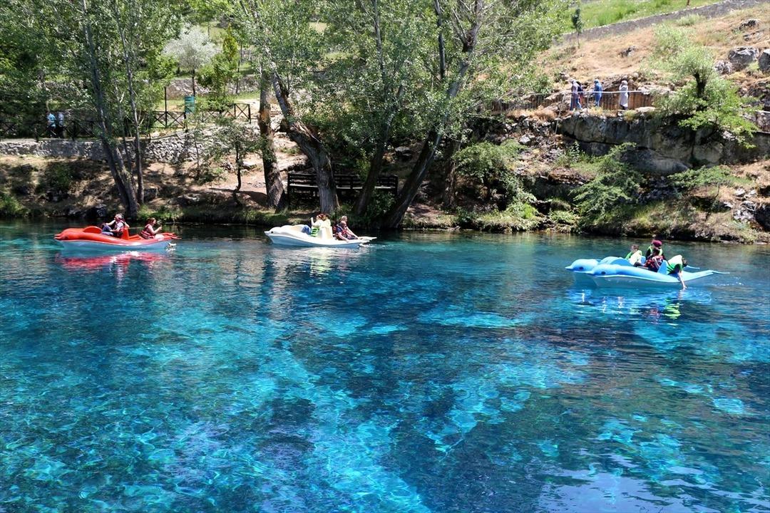 Fotoğrafları bile b&uuml;y&uuml;l&uuml;yor! Sivas'ın G&ouml;kpınar g&ouml;l&uuml; dalış merkezi olma yolunda