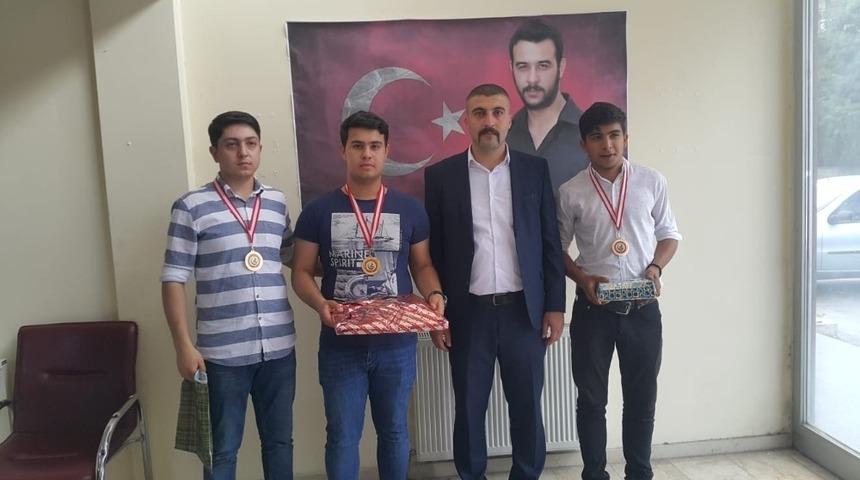 Ülkü Ocakları Satranç Turnuvası Düzenledi