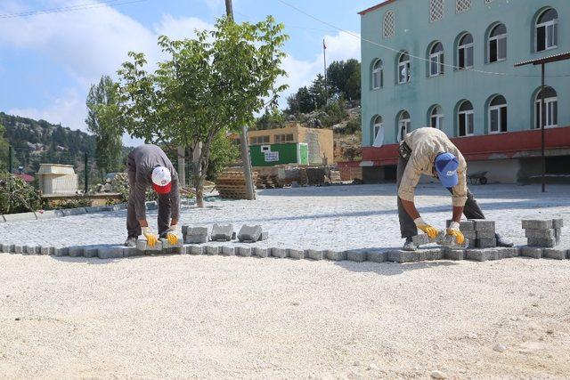 Erdemli Belediyesi’nin camilere desteği sürüyor