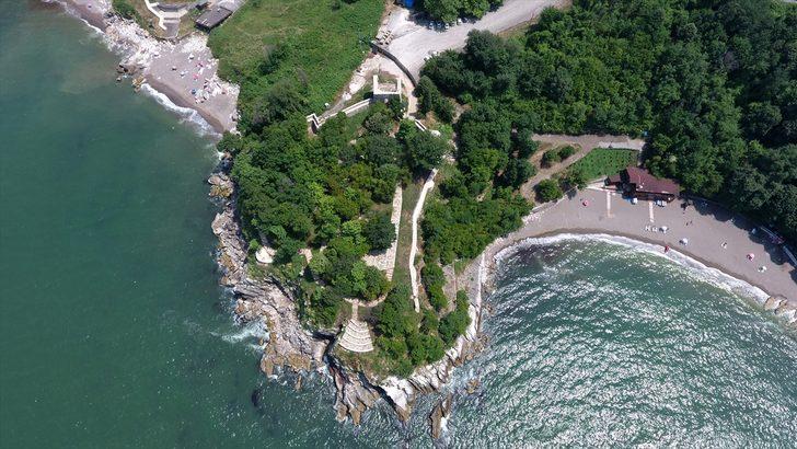 8 asırlık Ceneviz Kalesi ziyaretçilerini bekliyor G3