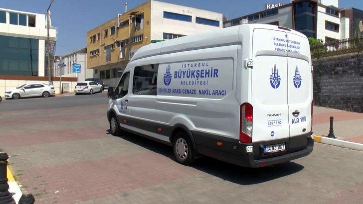 Kadıköy'de yangında ölen çiftin cenazeleri Adli Tıp Kurumu'ndan alındı