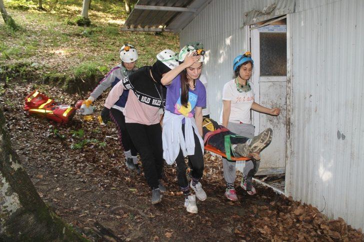 Sakarya UMKE ekiplerinden öğrencilere afet farkındalık eğitimi G5