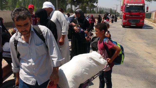 Suriyelilerin Öncüpınar'dan bayram dönüşü sürüyor