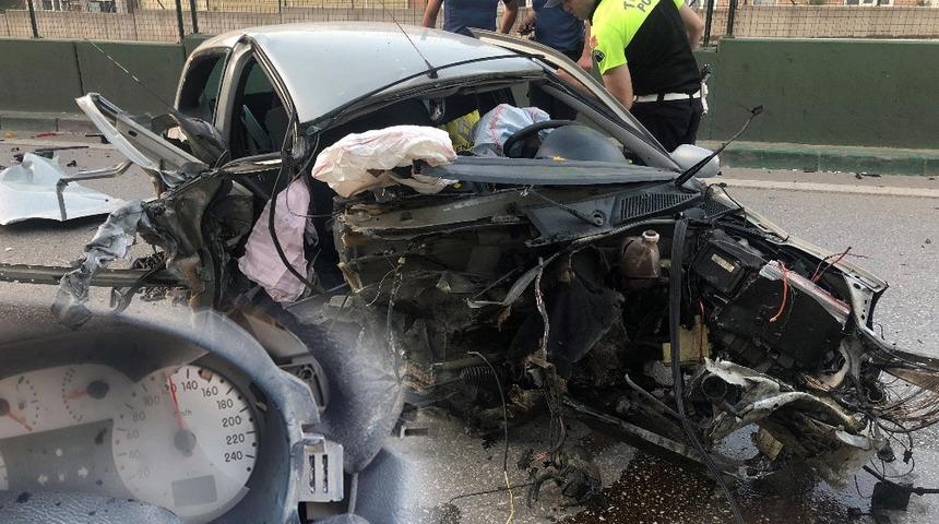 Bursa'da feci kaza! 120 kilometre hızla geldi...