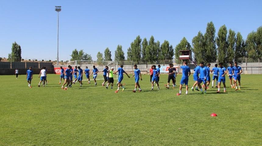 Elazığ Belediyespor futbolcu se&ccedil;meleri yapacak