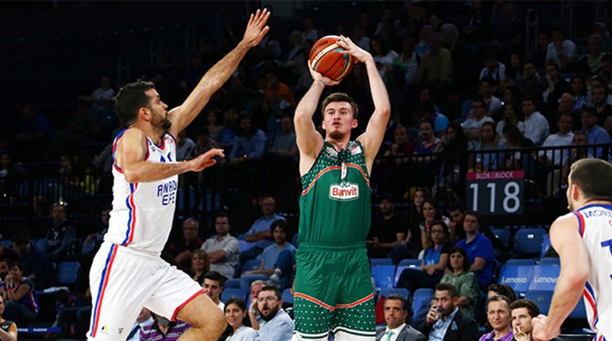 Anadolu Efes, Tolga Geçim'i kadrosuna kattı