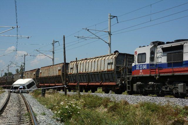 Mersin’deki tren kazasında yaralananların 2’sinin durumu ağır