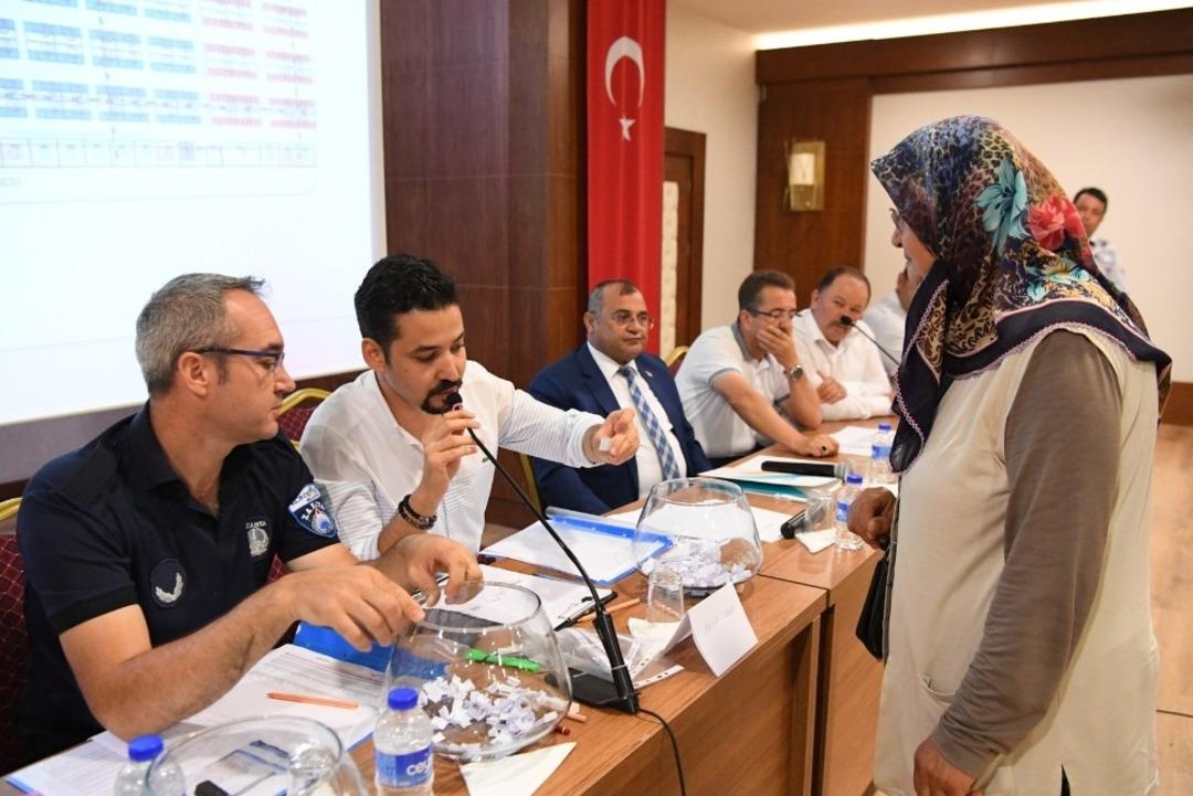 Uncalı Pazarı, 4 Temmuz Perşembe a&ccedil;ılıyor