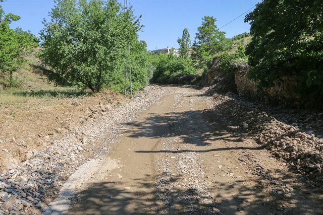 Başkan Öztürk, sel bölgesinde incelemelerde bulundu