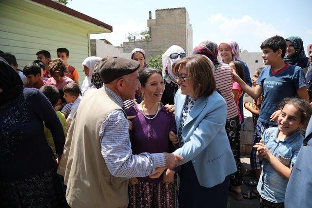 Şahin, Münif paşa mahalle sakinleriyle buluştu