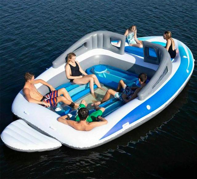 inflatable-speedboat-life-size-amazon-5d0354d3e44af__700