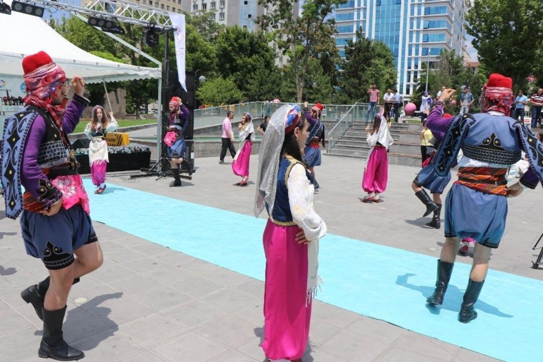 Kayseri&rsquo;nin el sanatları bu festivalde g&ouml;r&uuml;c&uuml;ye &ccedil;ıktı