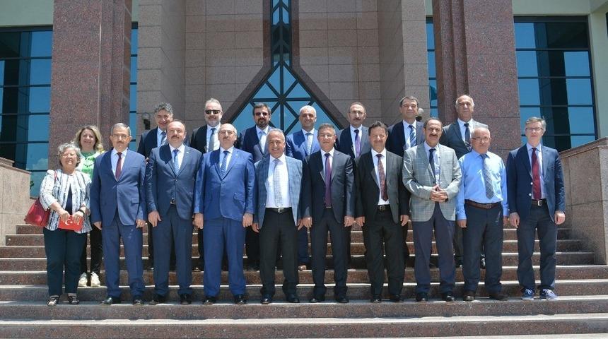 Balıkesir &Uuml;niversitesi, &Uuml;niversitelerarası Kurul Y&ouml;netim Kuruluna ev sahipliği yaptı