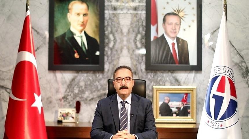 Rektör Gür’den bazı gazetelerde çıkan habere sert tepki