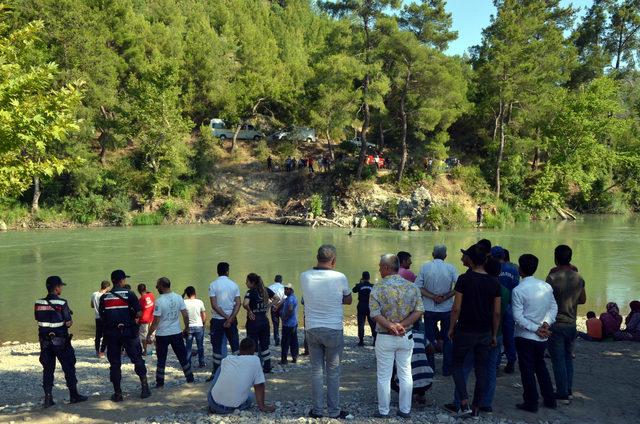 Şaka yaptığı zannedilen genç, boğuldu 