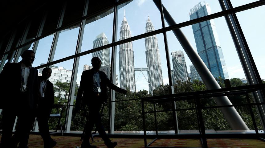 75 öğrenci rahatsızlandı, 400 okul kapatıldı! Sebebi korkunç