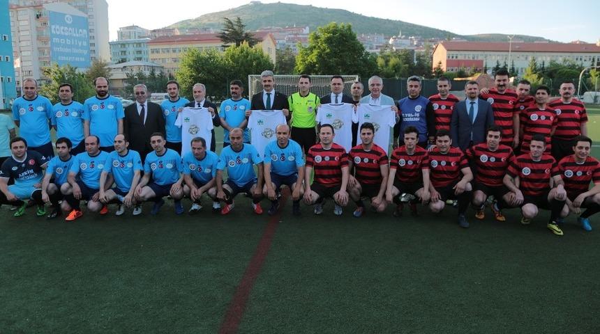 Askıda Ekmek Futbol Turnuvası Başladı