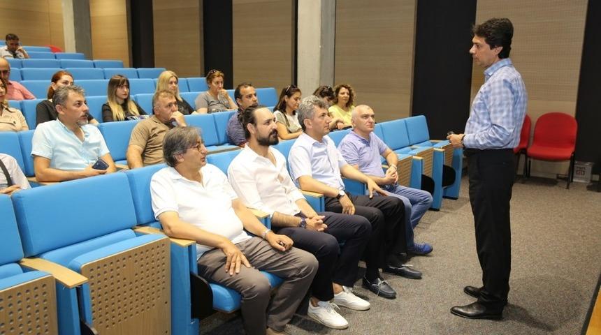 AG&Uuml; &Ccedil;ocuk &Uuml;niversitesi&rsquo;nden Eğitici Eğitimi