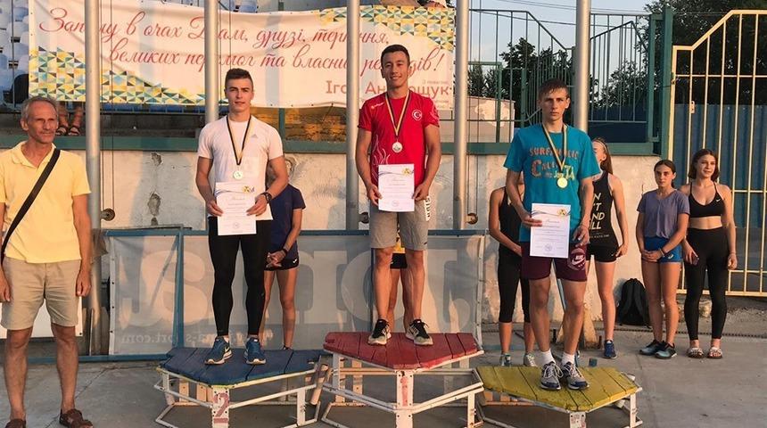 TOHM sporcuları başarıya doymuyor