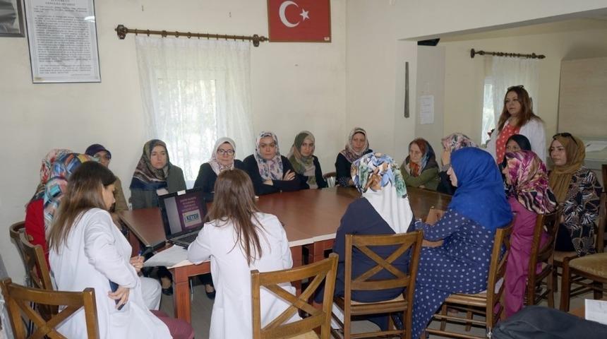 KA&Ccedil;EM kursiyerlerine &rsquo;Kanser ve erken teşhis&rsquo; eğitimi verildi