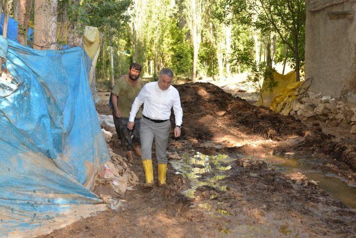 Tarım İl Müdürü Akkışla’da yara sardı G4