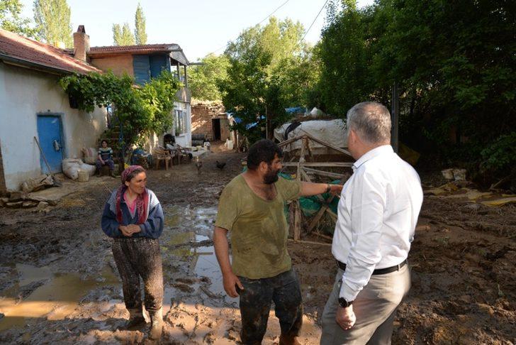 Tarım İl Müdürü Akkışla’da yara sardı G5