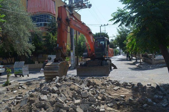 Turgutlu’da Türkmen yolu yenileniyor