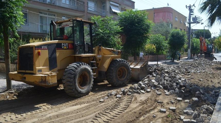 Turgutlu&rsquo;da T&uuml;rkmen yolu yenileniyor