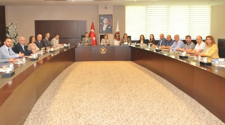 Ayakkabı sekt&ouml;r&uuml; yol haritası değerlendirme toplantısı GSO&rsquo;da yapıldı