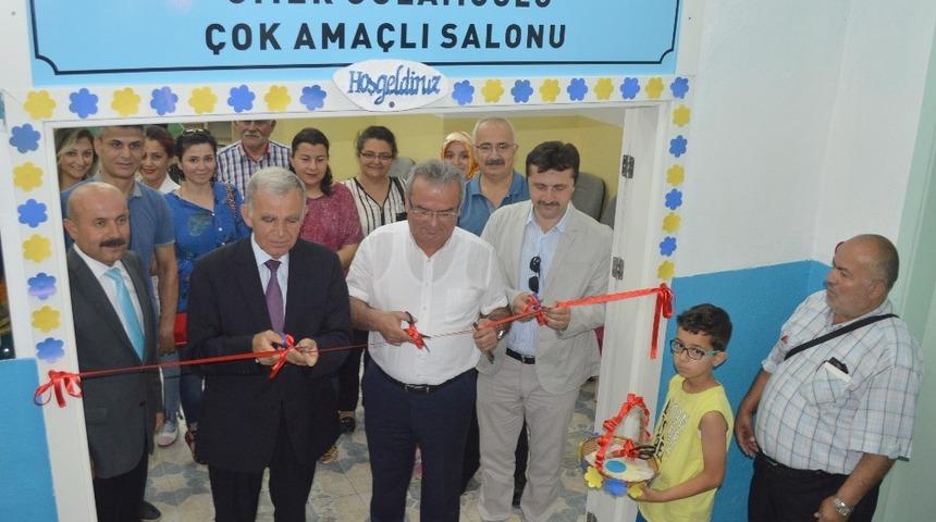 Abdülhak Hamit İlkokulu Çok Amaçlı Salonu açıldı