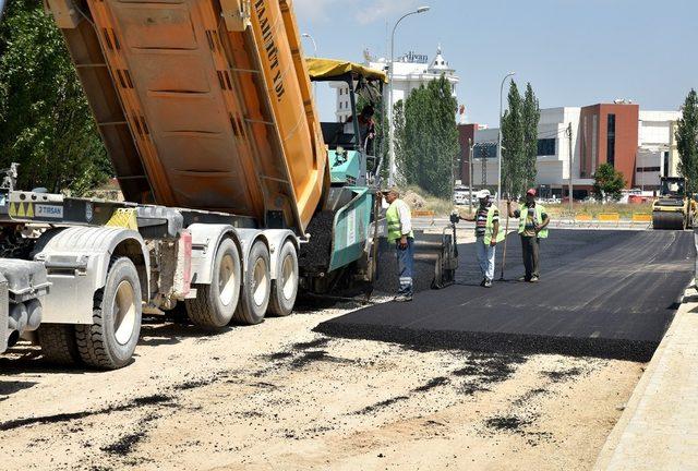 Tepebaşı bölgesinde üstyapı çalışmaları