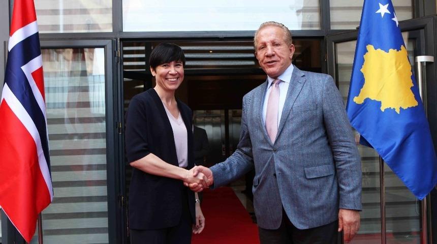 Norve&ccedil; Dışişleri Bakanı Soried&rsquo;in Kosova temasları